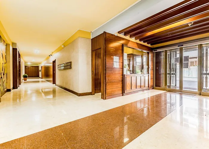 Real Vatican Apartment 5 Min From Metro Апартаменты *