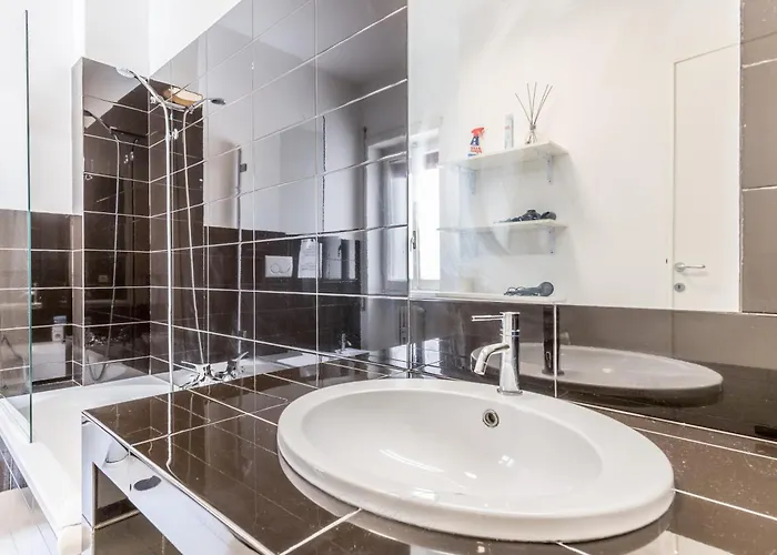 Real Vatican Apartment 5 Min From Metro Апартаменты Рим